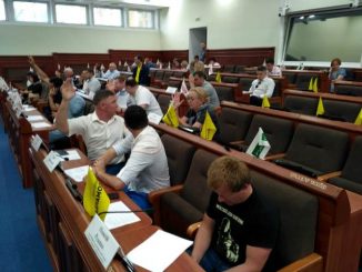 Київрада після двох років суду визнала неналежний стан документації на будинки